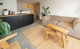 Van Heeckeren City Centre Studios Nes
